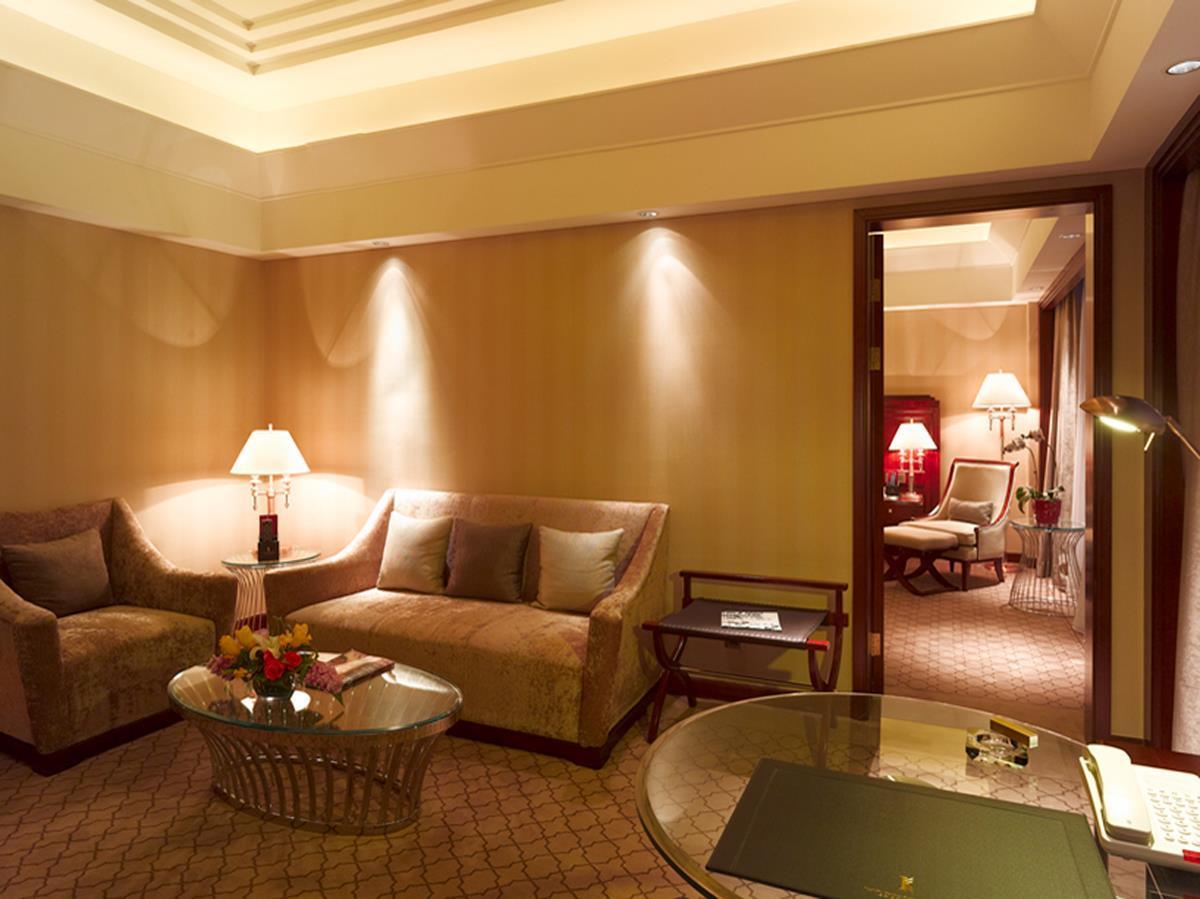 ออพติกส์วาเลย์คิงดอมพลาซ่าหวูฮั่น Hotel อู่ฮั่น ภายนอก รูปภาพ